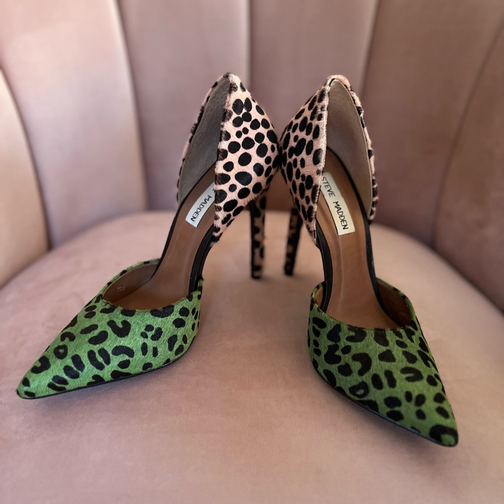 Steve Madden green and pink animal print heels size 7